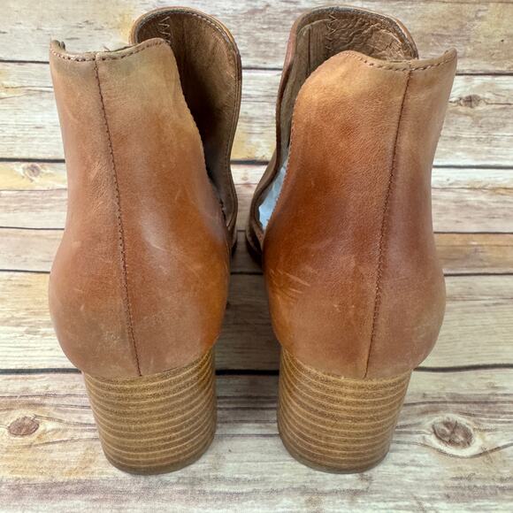 Deltan Womens Brown Distressed Leather Stacked Heel Western Ankle Boots Size 7M - Picture 7 of 12